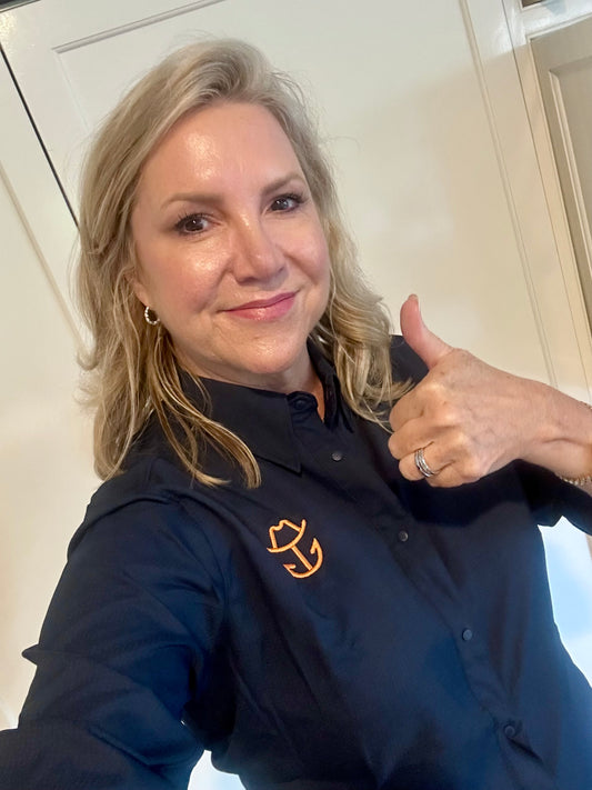 Women's Fishing Shirt in Navy